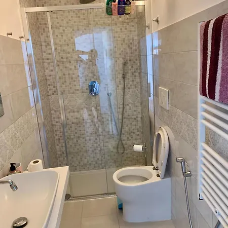 Ocean View Front Main Апартаменты Монтероссо-аль-Маре